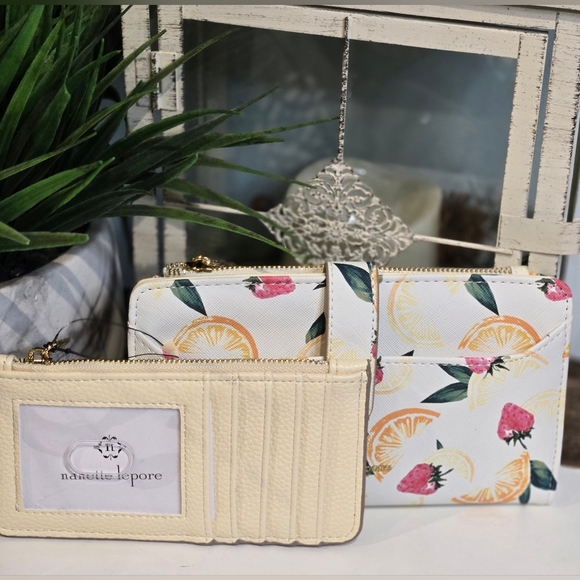 Nanette Lepore Buttercream Color Wallet & Card Holder - Picture 4 of 6